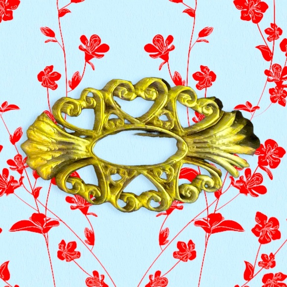 Vintage Gold Tone Silhouette Six Heart Brooch - Picture 4 of 6